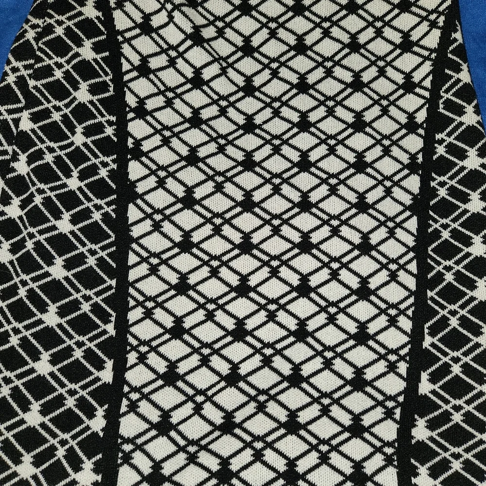 Small Charming Charlie dress - Picture 3 of 4